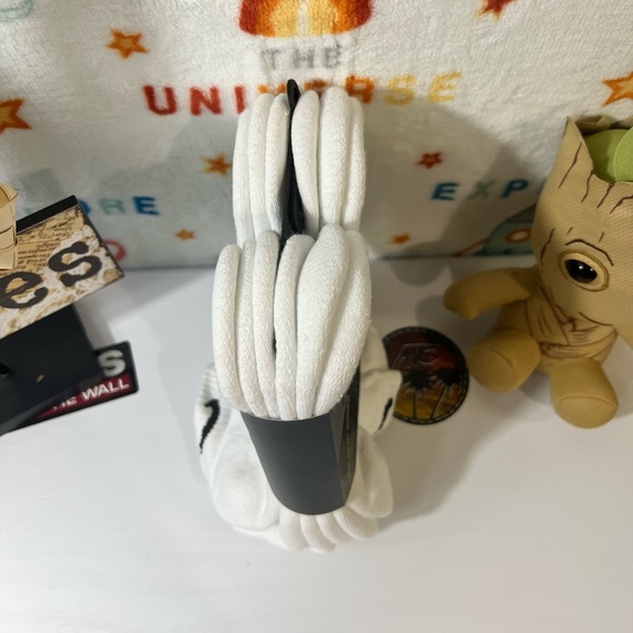 NIKE EVERYDAY PLUS COTTON CUSHIONED LOW DRI-FIT TECHNOLOGY/ MEDIUM SIZE - Picture 4 of 8